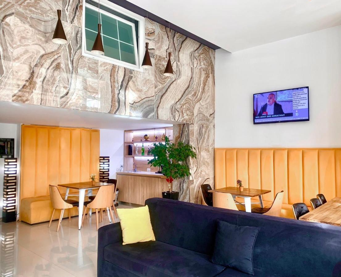 Park Hotel Tirana Yzberish Экстерьер фото