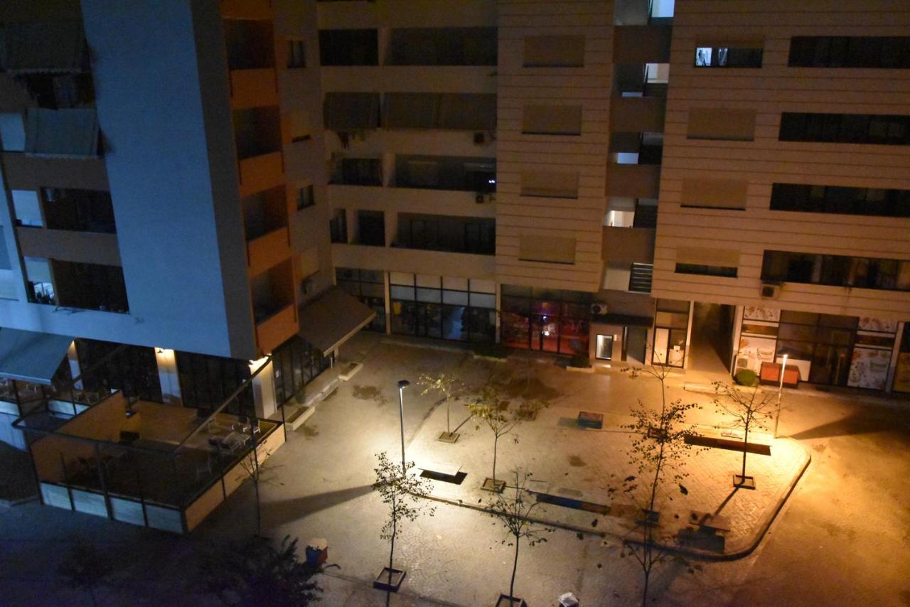 Park Hotel Tirana Yzberish Экстерьер фото