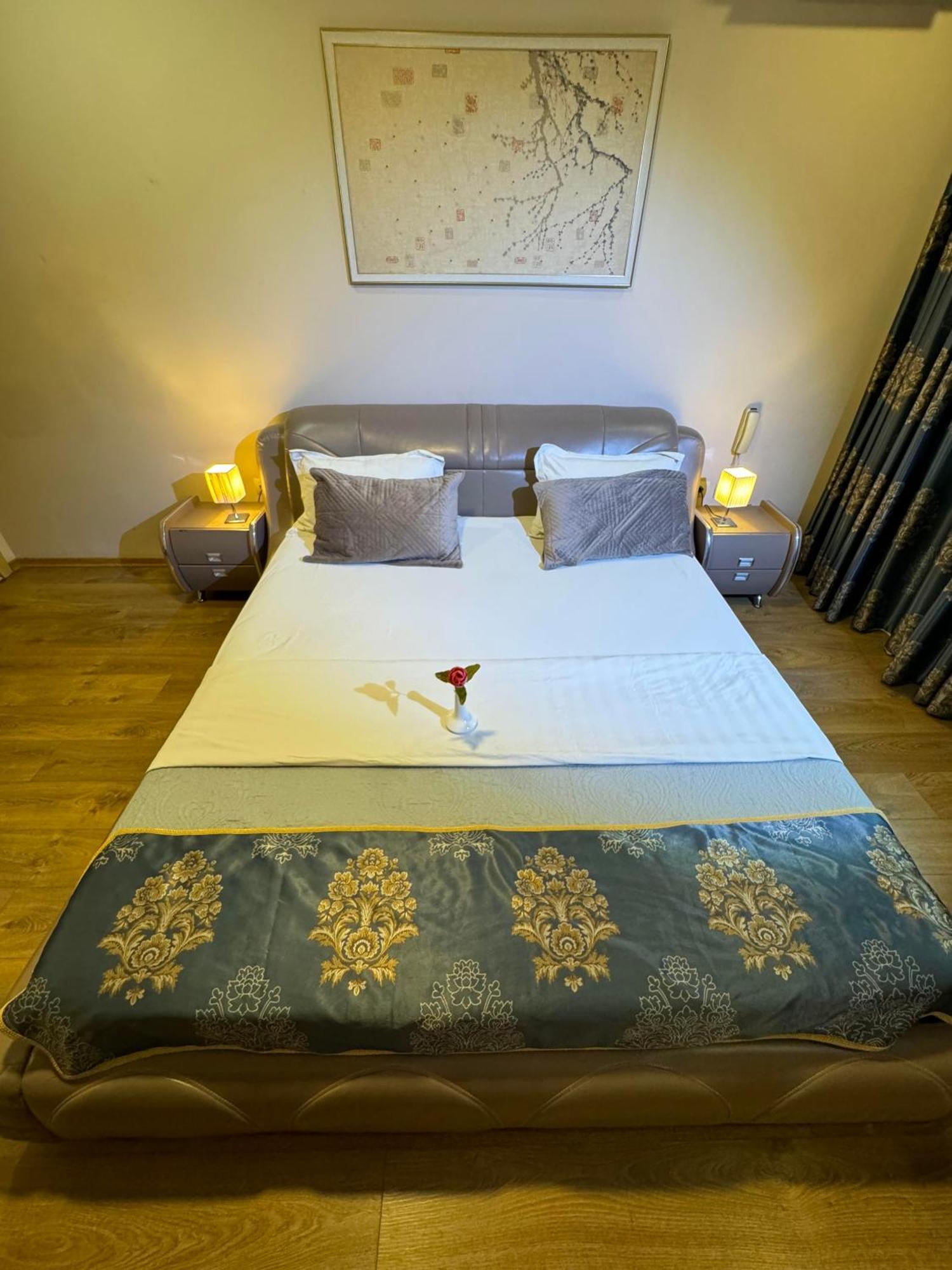 Park Hotel Tirana Yzberish Экстерьер фото