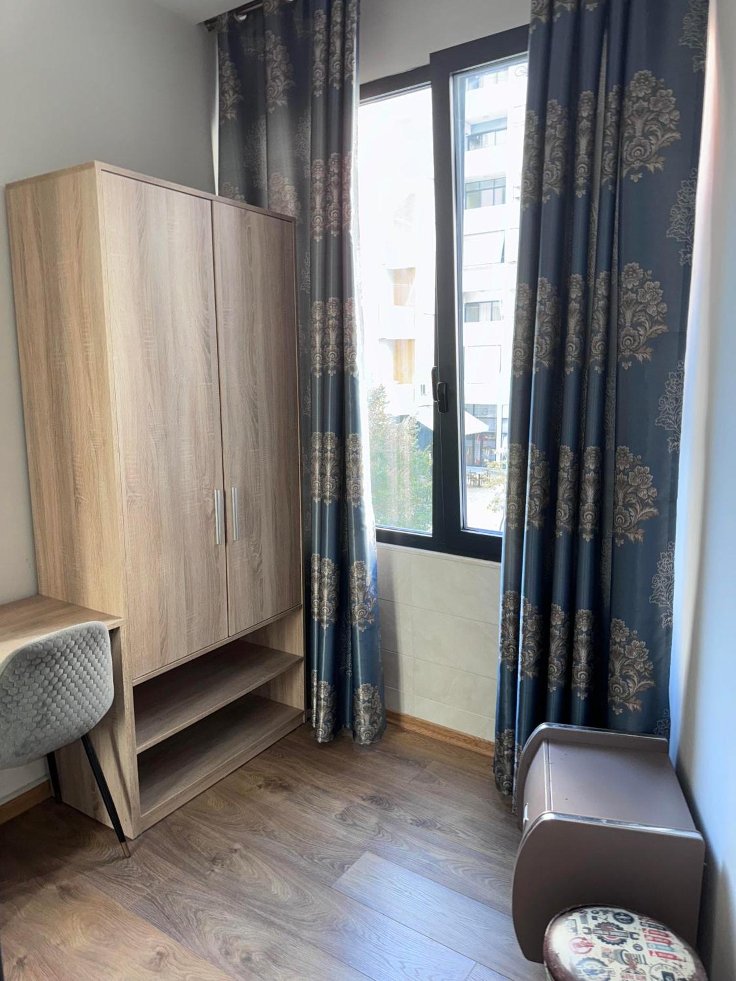 Park Hotel Tirana Yzberish Экстерьер фото