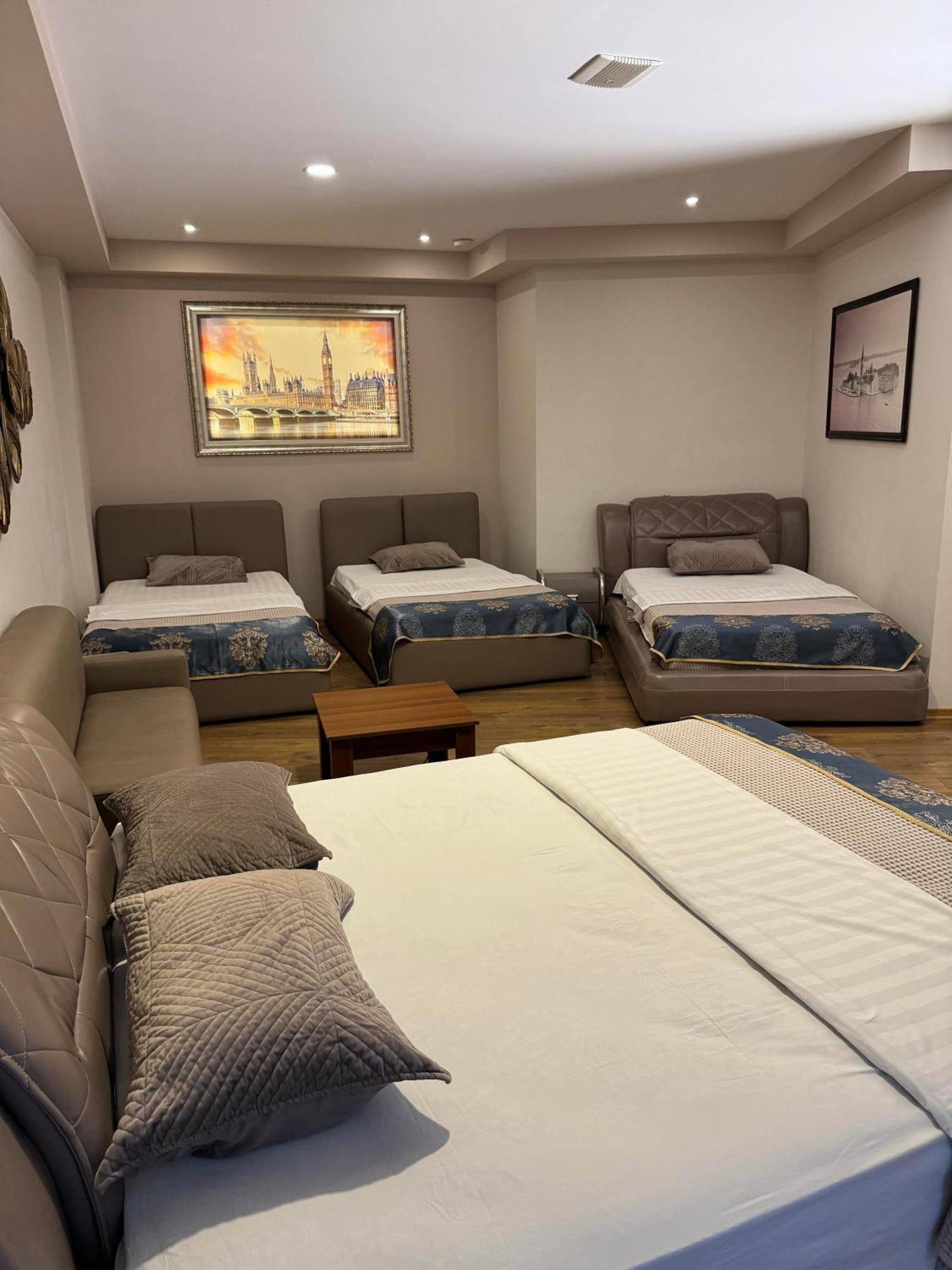 Park Hotel Tirana Yzberish Экстерьер фото