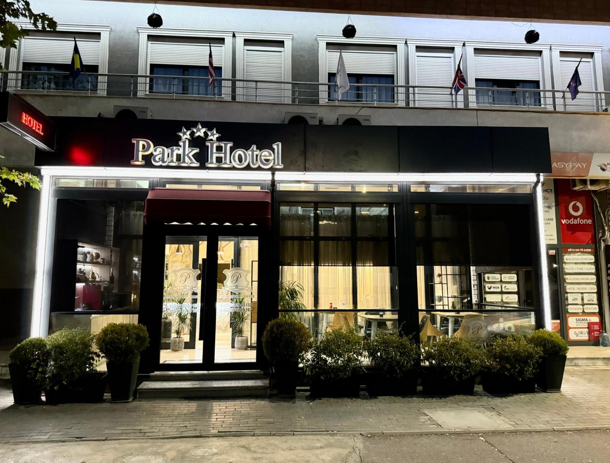 Park Hotel Tirana Yzberish Экстерьер фото