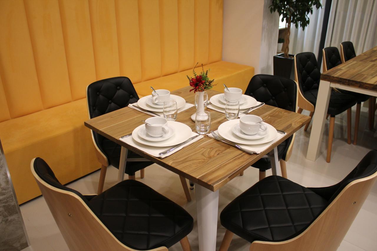 Park Hotel Tirana Yzberish Экстерьер фото